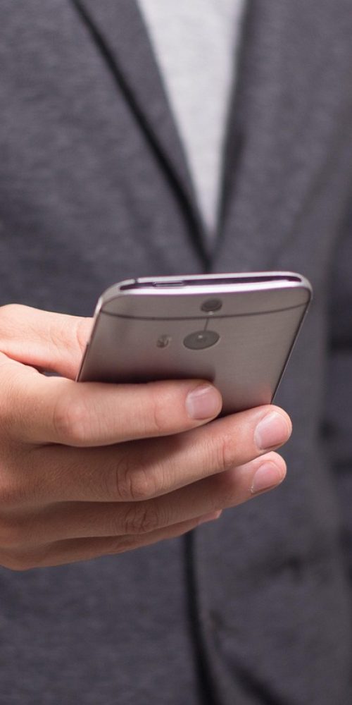 telephone-586268_1280